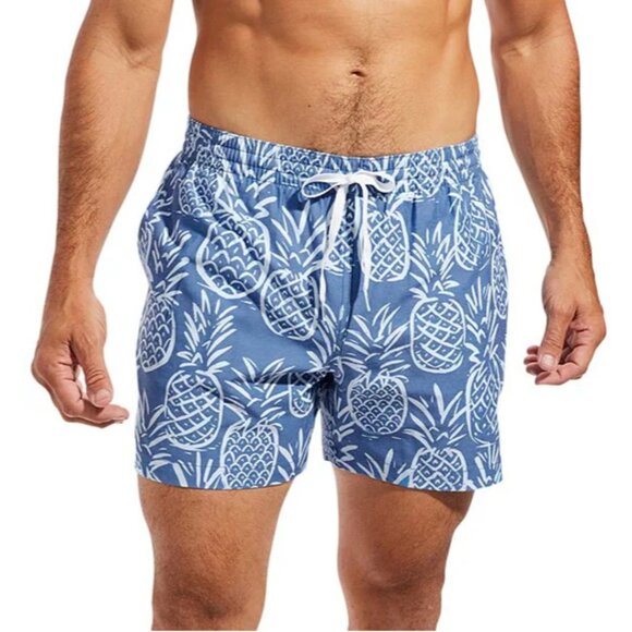 🆕 Chubbies Blue Pineapple Swim Trunks Shorts 5.5" Inseam  Men Size XL  Tropical - Picture 1 of 11